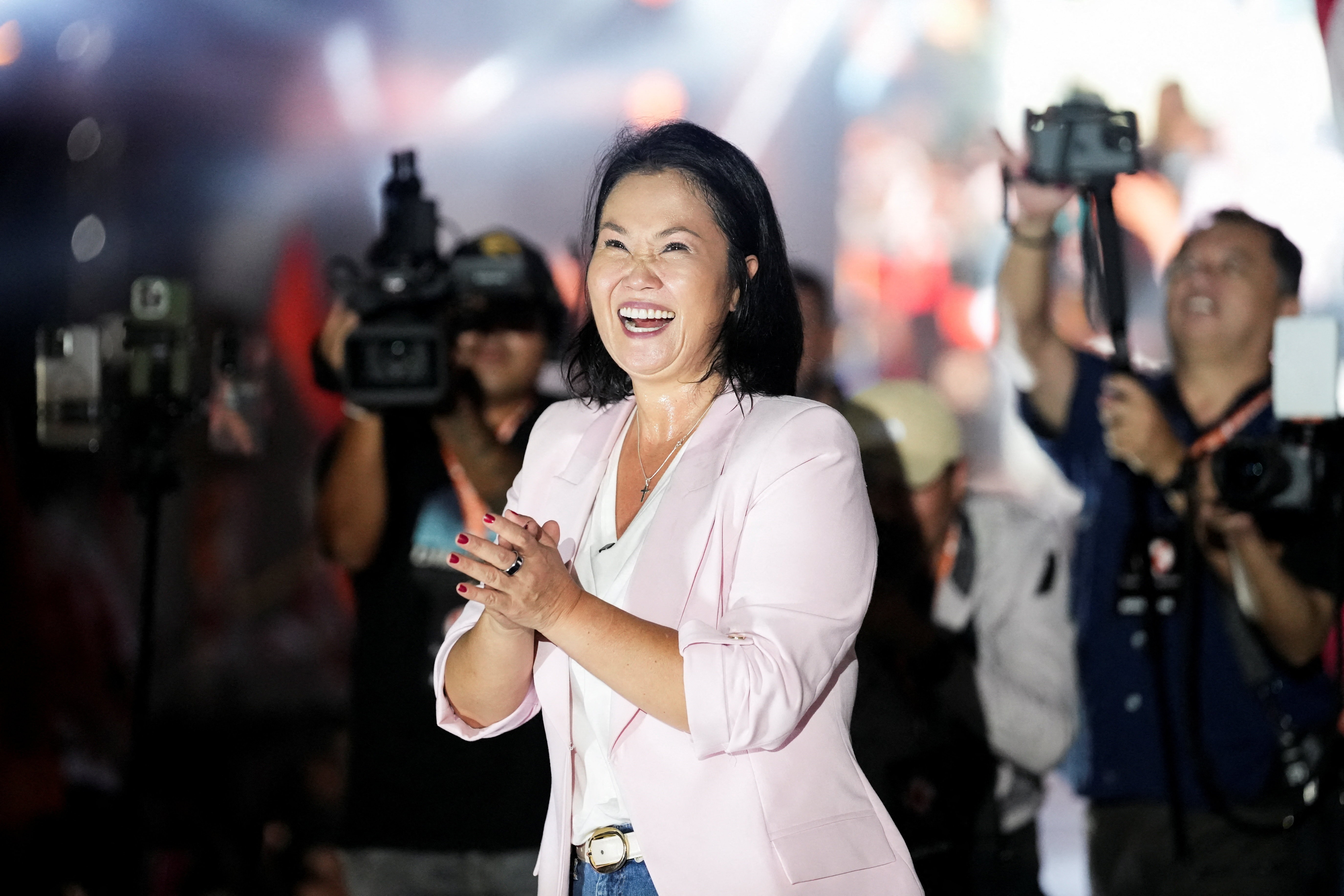 Eleições no Peru: Fujimori alcança vantagem irreversível sobre Sánchez