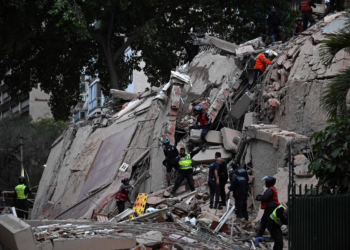 Terremoto de magnitude 7,1 atinge Venezuela, destrói prédios e gera alerta de tsunami para ilhas ao redor