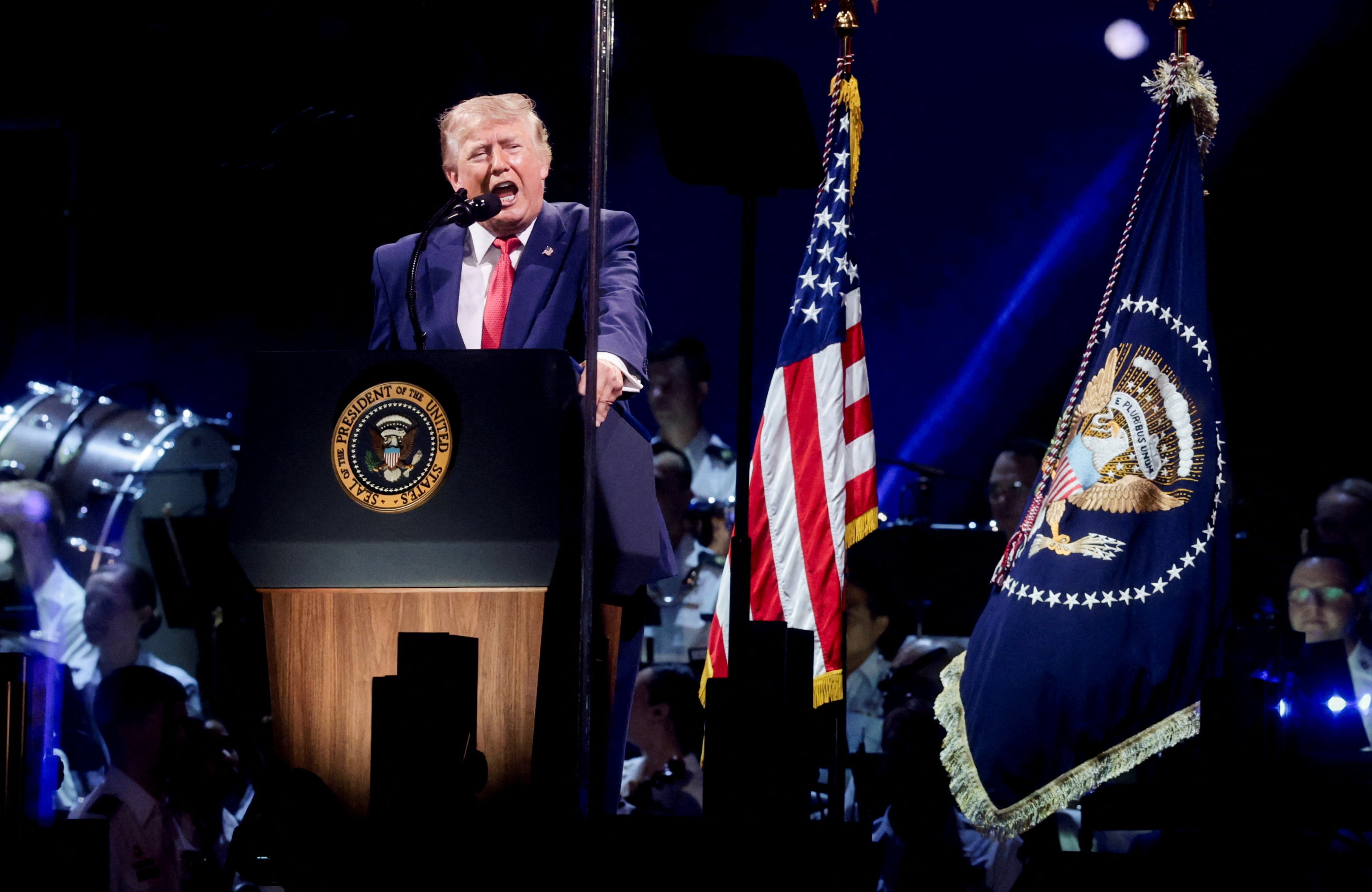 Trump diz que EUA são 'esperança e luz' no mundo e afirma que 'não queremos comunistas no nosso país'