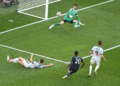 Balogun volta sem pólvora dentre os mortos e dá adeus à Copa do Mundo