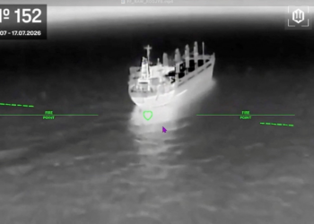 Ucrânia diz ter atingido três petroleiros russos no Mar Negro e depósitos de petróleo em Stravopol
