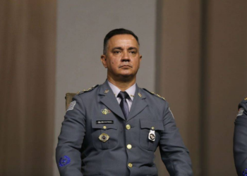 Coronel tinha grupo de WhatsApp com investigados ligados ao PCC, diz Promotoria; ex-comandante é citado