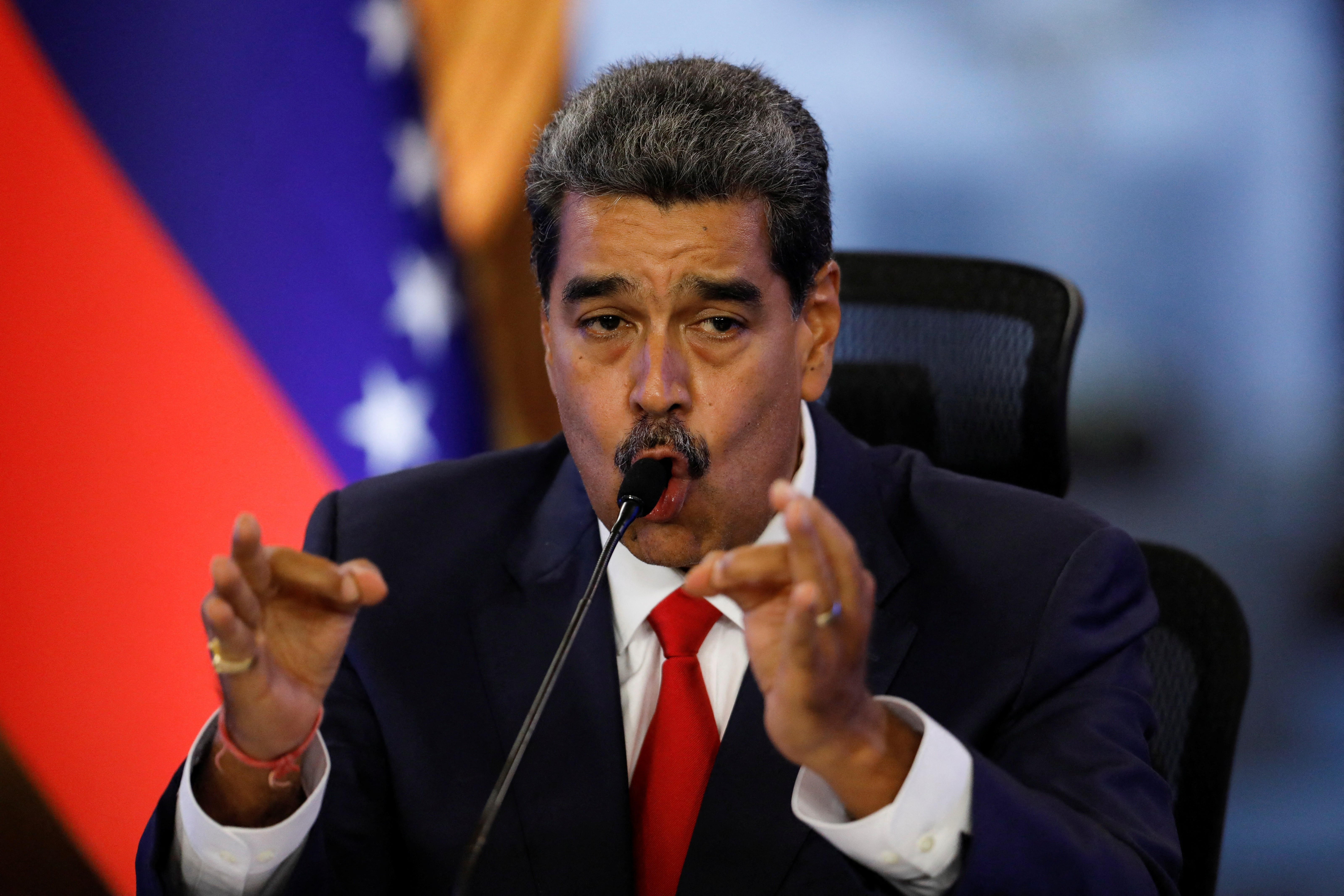 EUA propõem iniciar julgamento de Maduro em junho de 2027