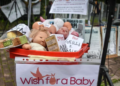 Casal contrata barriga de aluguel, muda de ideia e exige aborto