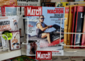 Macron é criticado por foto em jet ski  em meio a onda de calor e incêndios na França