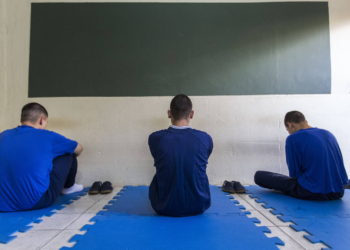 Suécia reduz maioridade penal para 14 anos