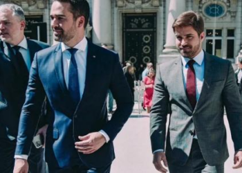 Eduardo Leite confirma fim de união estável com Thalis Bolzan