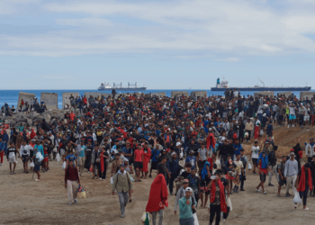 Ceuta começa a enterrar imigrantes não identificados; túmulos receberam apenas números