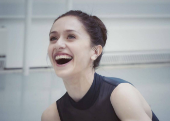 A bailarina argentina na elite do Royal Ballet de Londres há três décadas: 'Me sinto invencível'