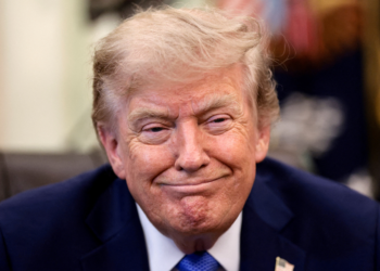 Suprema Corte dos EUA dá vitória a Trump em disputa sobre voto pelo correio