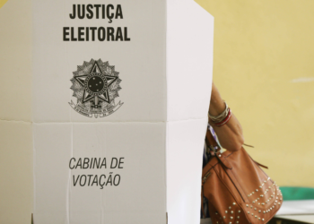 Entenda regras do TSE sobre IA e propaganda eleitoral na internet