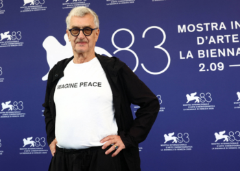 Após polêmica em Berlim, Wim Wenders define o cinema como um antídoto à política