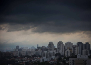 SP: Defesa Civil emite alerta severo com condição para granizo neste sábado (12)