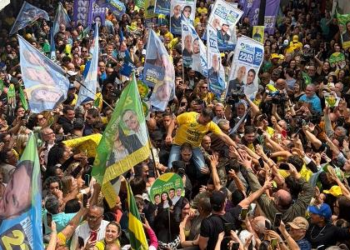 Flávio investe no Nordeste e vai ampliar campanha no Sudeste na reta final