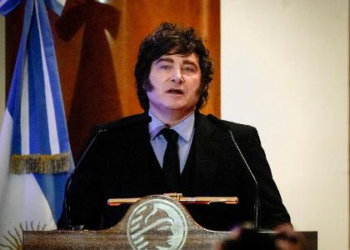 Milei negou oportunismo eleitoral sobre Malvinas: 'Estupidez maiúscula'