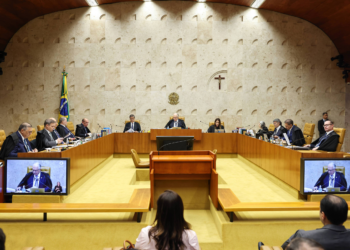 Brasil de instituições em ruína e mal-estar econômico facilita projetos autoritários
