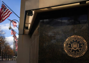 Dados do FBI vazados expõem funções de funcionários em áreas sensíveis, diz agência