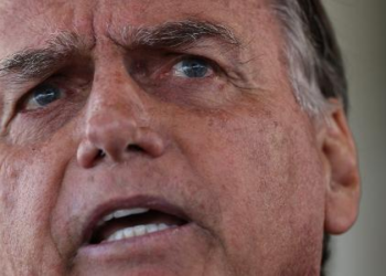 Zanin acompanha Cármen e vota contra recurso sobre liberdade de Bolsonaro