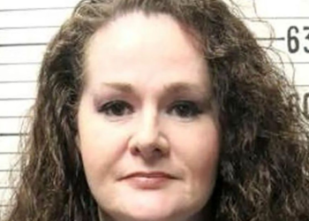 Quem é e qual crime cometeu Christa Pike, a primeira mulher que seria executada no Tennesse em 200 anos: 'Ela também é uma vítima'