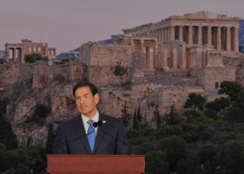 Alvo de protestos, Rubio associa valores da Grécia Antiga ao lema 'America First': 'Poder sem remorso'