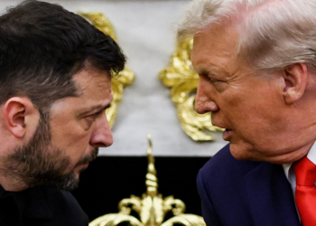 Zelensky rebate Trump e diz que Ucrânia só interromperá ataques se a Rússia fizer o mesmo