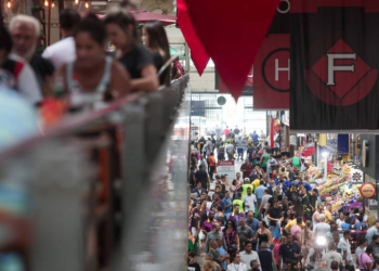 Feira gastronômica reúne receitas e chefs franceses no Mercadão de São Paulo