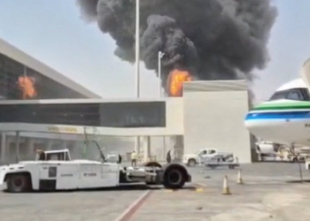 Houthis anunciam novo ataque a aeroporto de Riade; governo saudita diz que destruiu míssil