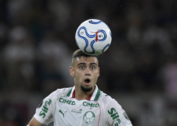 Fomos eficazes, afirma Andreas Pereira após vitória sobre o Fluminense