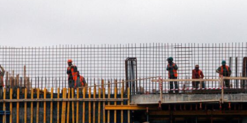 OIT: Disparidade salarial recua apenas 2% em uma década