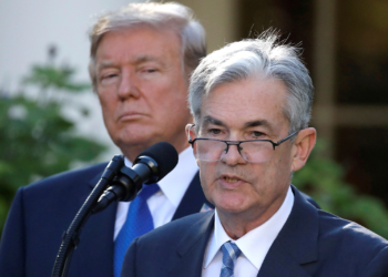 Mesmo fora da presidência do Fed, Powell volta a ser alvo de Trump